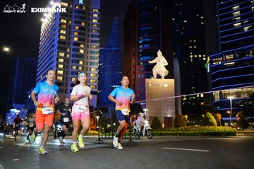 HO CHI MINH CITY NIGHT RUN EXIMBANK 2024 - Ảnh #1989312