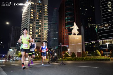 HO CHI MINH CITY NIGHT RUN EXIMBANK 2024 - Ảnh #1989407