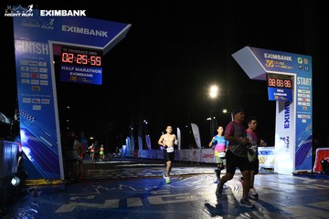 HO CHI MINH CITY NIGHT RUN EXIMBANK 2024 - Ảnh #2061222
