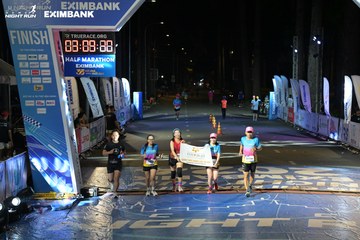 HO CHI MINH CITY NIGHT RUN EXIMBANK 2024 - Ảnh #2029041