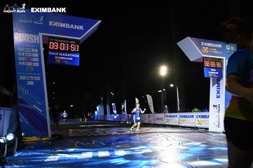 HO CHI MINH CITY NIGHT RUN EXIMBANK 2024 - Ảnh #2062391
