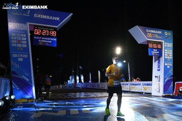 HO CHI MINH CITY NIGHT RUN EXIMBANK 2024 - Ảnh #2063783