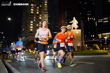 HO CHI MINH CITY NIGHT RUN EXIMBANK 2024 - Ảnh #1990615