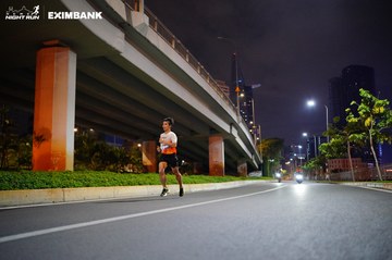 HO CHI MINH CITY NIGHT RUN EXIMBANK 2024 - Ảnh #1988560