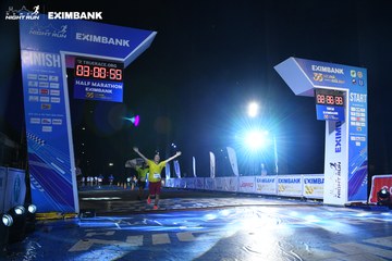HO CHI MINH CITY NIGHT RUN EXIMBANK 2024 - Ảnh #2061596