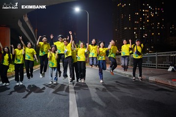 HO CHI MINH CITY NIGHT RUN EXIMBANK 2024 - Ảnh #1988302