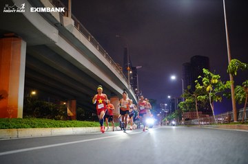 HO CHI MINH CITY NIGHT RUN EXIMBANK 2024 - Ảnh #1988527