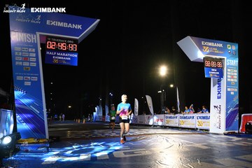 HO CHI MINH CITY NIGHT RUN EXIMBANK 2024 - Ảnh #2065793