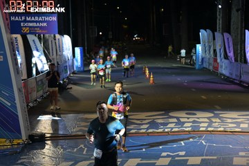 HO CHI MINH CITY NIGHT RUN EXIMBANK 2024 - Ảnh #2027158