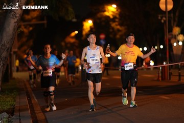 HO CHI MINH CITY NIGHT RUN EXIMBANK 2024 - Ảnh #2159601
