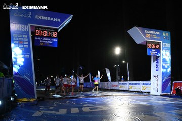 HO CHI MINH CITY NIGHT RUN EXIMBANK 2024 - Ảnh #2061808