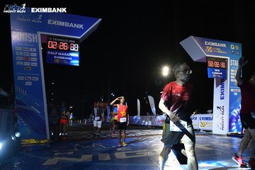 HO CHI MINH CITY NIGHT RUN EXIMBANK 2024 - Ảnh #2062051