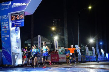 HO CHI MINH CITY NIGHT RUN EXIMBANK 2024 - Ảnh #2032896
