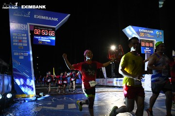 HO CHI MINH CITY NIGHT RUN EXIMBANK 2024 - Ảnh #2059659