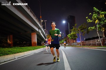 HO CHI MINH CITY NIGHT RUN EXIMBANK 2024 - Ảnh #1988801