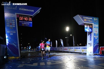HO CHI MINH CITY NIGHT RUN EXIMBANK 2024 - Ảnh #2061399
