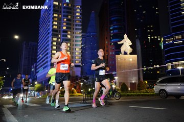 HO CHI MINH CITY NIGHT RUN EXIMBANK 2024 - Ảnh #1989902