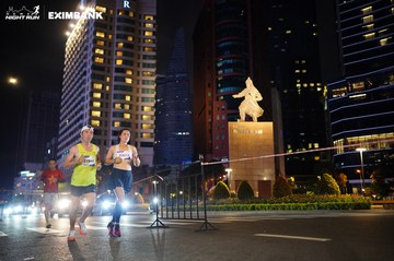 HO CHI MINH CITY NIGHT RUN EXIMBANK 2024 - Ảnh #1989214