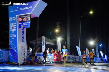 HO CHI MINH CITY NIGHT RUN EXIMBANK 2024 - Ảnh #2033215
