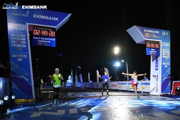 HO CHI MINH CITY NIGHT RUN EXIMBANK 2024 - Ảnh #2064382