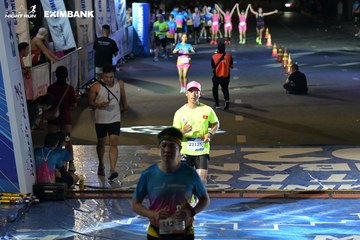 HO CHI MINH CITY NIGHT RUN EXIMBANK 2024 - Ảnh #2027857
