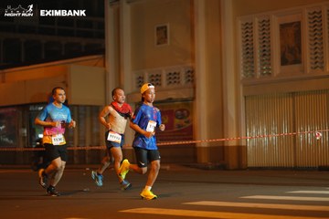 HO CHI MINH CITY NIGHT RUN EXIMBANK 2024 - Ảnh #2035049