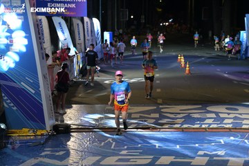 HO CHI MINH CITY NIGHT RUN EXIMBANK 2024 - Ảnh #2033987