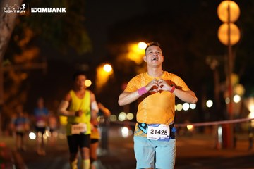 HO CHI MINH CITY NIGHT RUN EXIMBANK 2024 - Ảnh #2160489