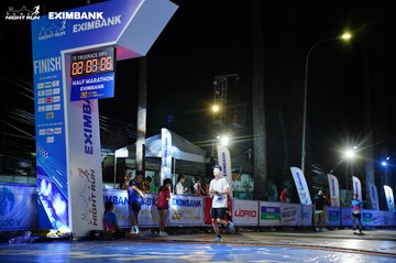 HO CHI MINH CITY NIGHT RUN EXIMBANK 2024 - Ảnh #2035077