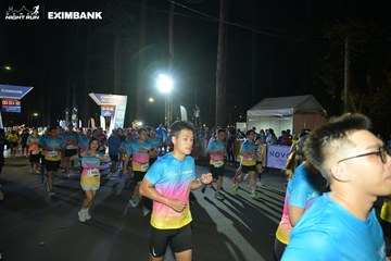 HO CHI MINH CITY NIGHT RUN EXIMBANK 2024 - Ảnh #1970810