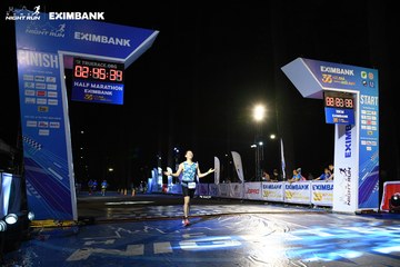 HO CHI MINH CITY NIGHT RUN EXIMBANK 2024 - Ảnh #2065575