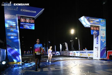 HO CHI MINH CITY NIGHT RUN EXIMBANK 2024 - Ảnh #2063111