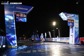 HO CHI MINH CITY NIGHT RUN EXIMBANK 2024 - Ảnh #2064170