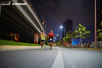 HO CHI MINH CITY NIGHT RUN EXIMBANK 2024 - Ảnh #1988626