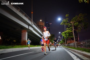 HO CHI MINH CITY NIGHT RUN EXIMBANK 2024 - Ảnh #1988851