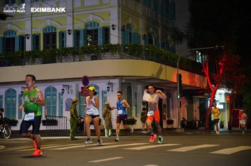 HO CHI MINH CITY NIGHT RUN EXIMBANK 2024 - Ảnh #2031123
