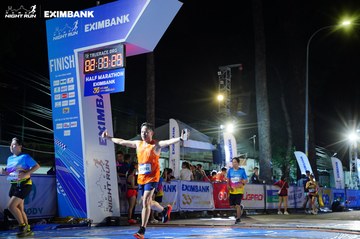 HO CHI MINH CITY NIGHT RUN EXIMBANK 2024 - Ảnh #2032826