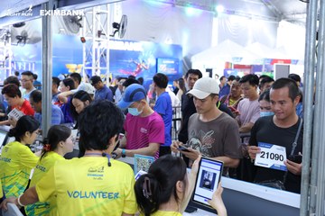HO CHI MINH CITY NIGHT RUN EXIMBANK 2024 - Ảnh #1964243