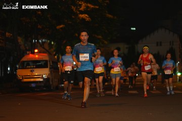 HO CHI MINH CITY NIGHT RUN EXIMBANK 2024 - Ảnh #2030756