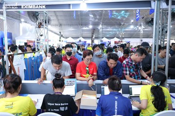 HO CHI MINH CITY NIGHT RUN EXIMBANK 2024 - Ảnh #1964305