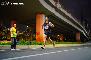 HO CHI MINH CITY NIGHT RUN EXIMBANK 2024 - Ảnh #1988548