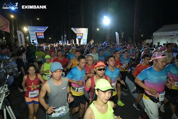 HO CHI MINH CITY NIGHT RUN EXIMBANK 2024 - Ảnh #1970732