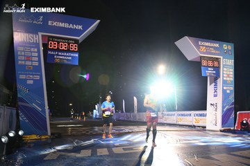 HO CHI MINH CITY NIGHT RUN EXIMBANK 2024 - Ảnh #2062964