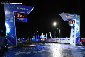 HO CHI MINH CITY NIGHT RUN EXIMBANK 2024 - Ảnh #2061712