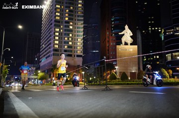 HO CHI MINH CITY NIGHT RUN EXIMBANK 2024 - Ảnh #1989325