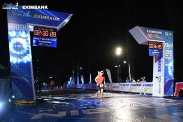 HO CHI MINH CITY NIGHT RUN EXIMBANK 2024 - Ảnh #2065726
