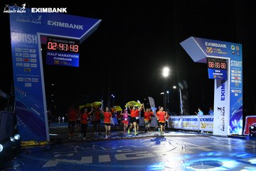 HO CHI MINH CITY NIGHT RUN EXIMBANK 2024 - Ảnh #2062515