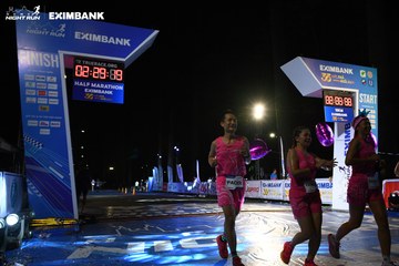 HO CHI MINH CITY NIGHT RUN EXIMBANK 2024 - Ảnh #2064901