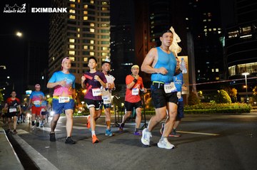 HO CHI MINH CITY NIGHT RUN EXIMBANK 2024 - Ảnh #1989845