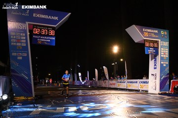 HO CHI MINH CITY NIGHT RUN EXIMBANK 2024 - Ảnh #2059407